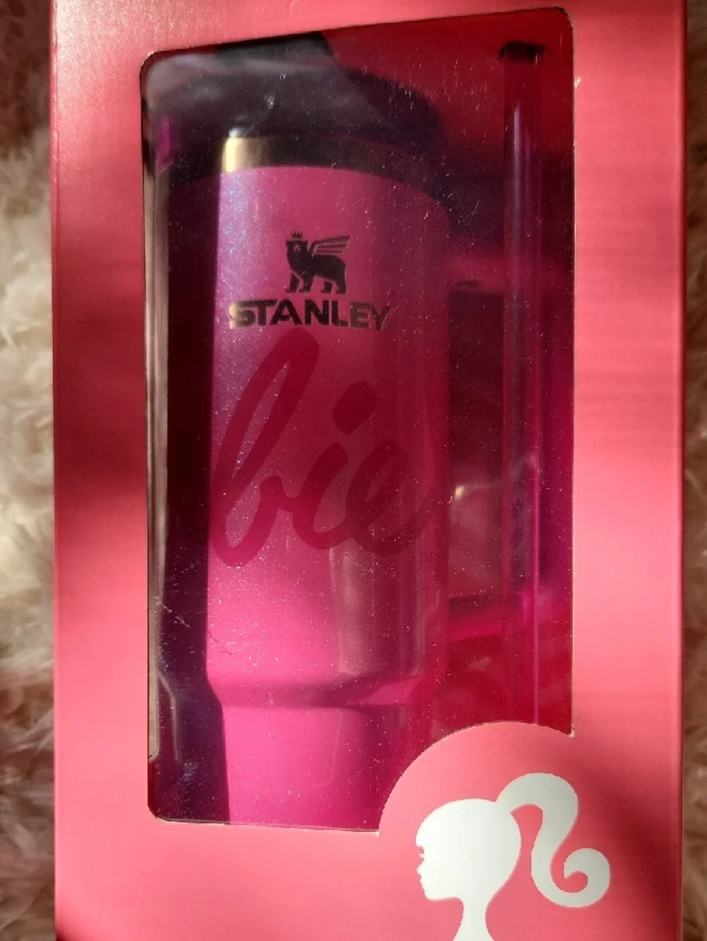 Barbie 30 Oz Stanley - Picture 3 of 3